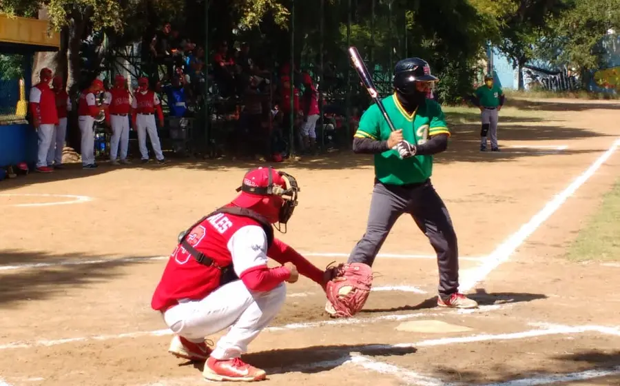juego-de-beisbol 
