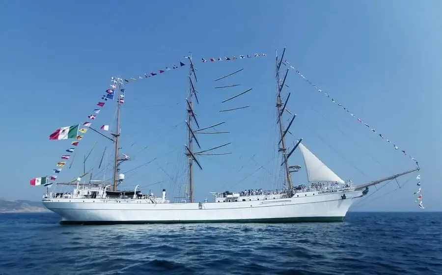 barco-en-mar