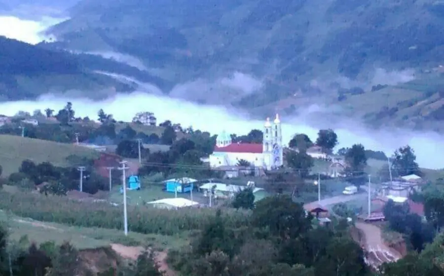 San-Miguel-Peras-retienen-a-pobladores 