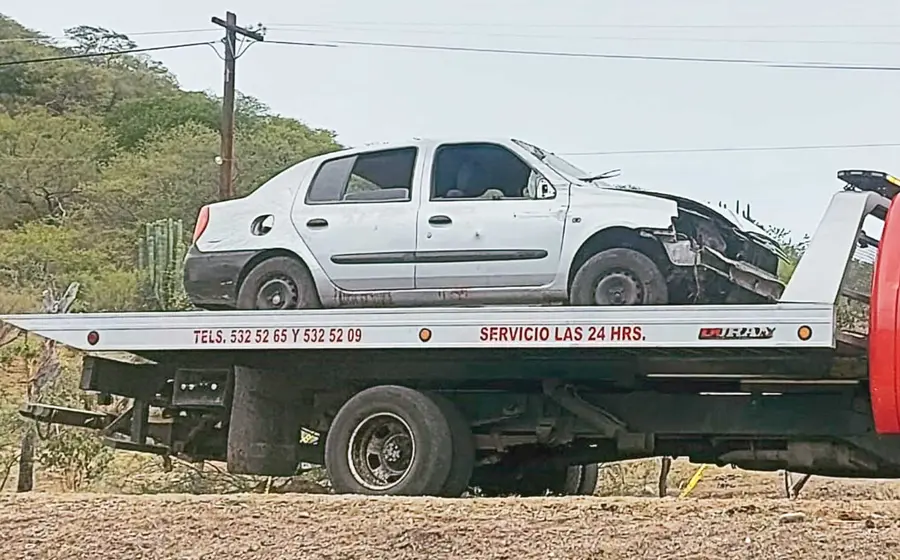 coche-sobre-grua