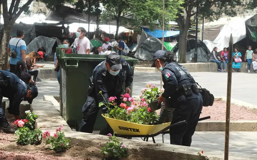 polis_jardineros