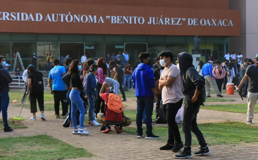 uabjo-estudiantes 