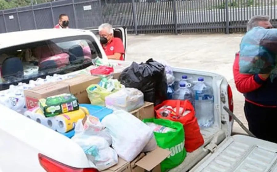 camioneta_con_viveres