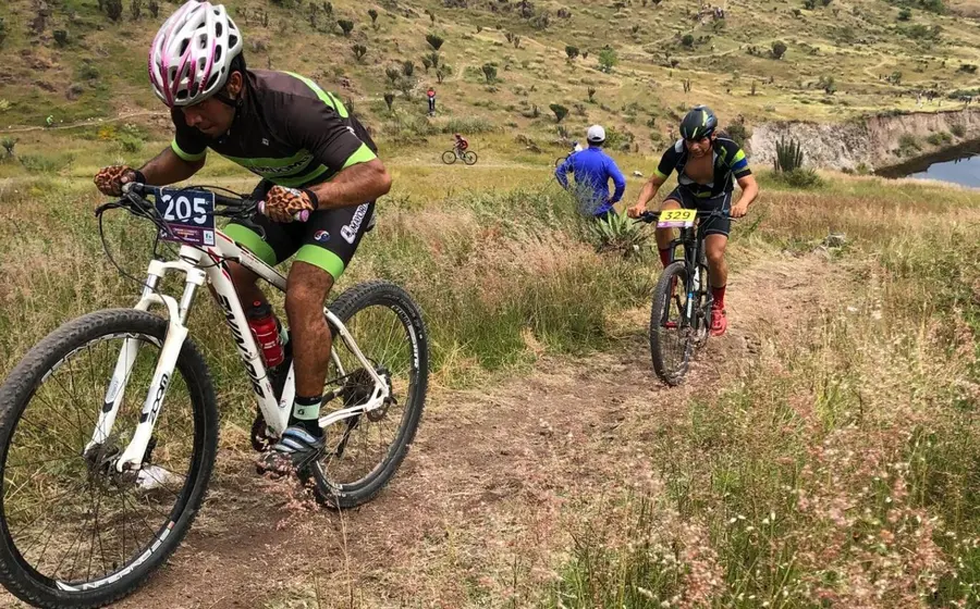 ciclistas_de_montaña