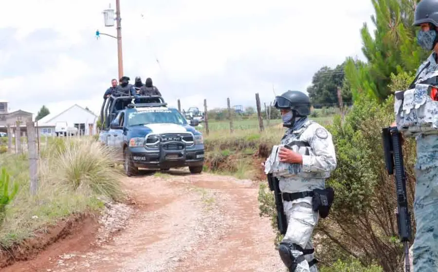 militares 