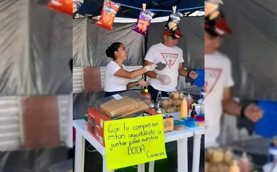 novios-venden-frituras