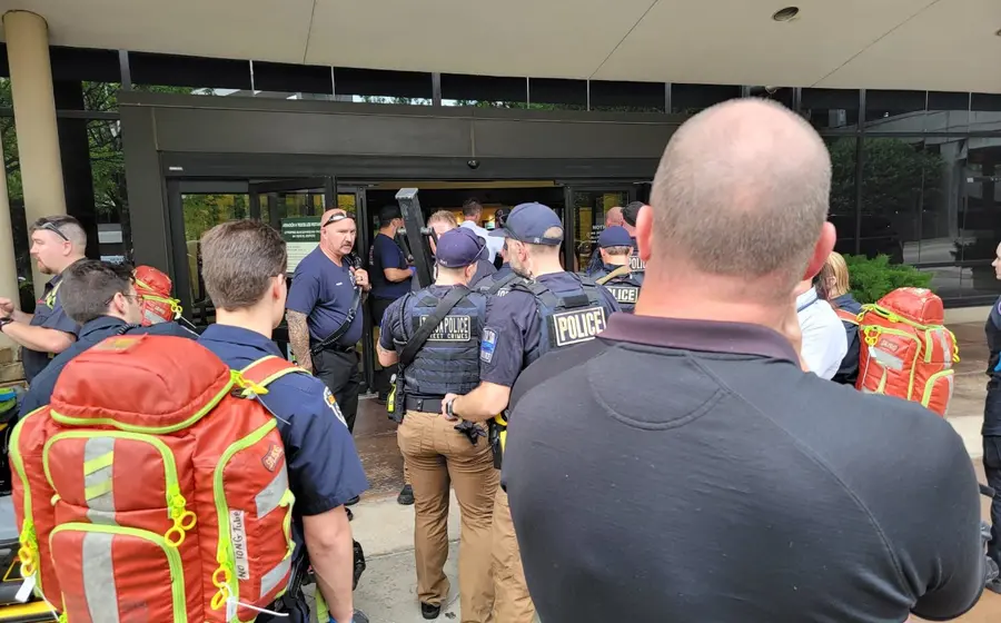 policias