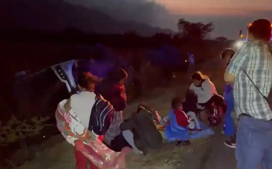 Vuelca_autobus_con_migrantes_en_la_ventosa