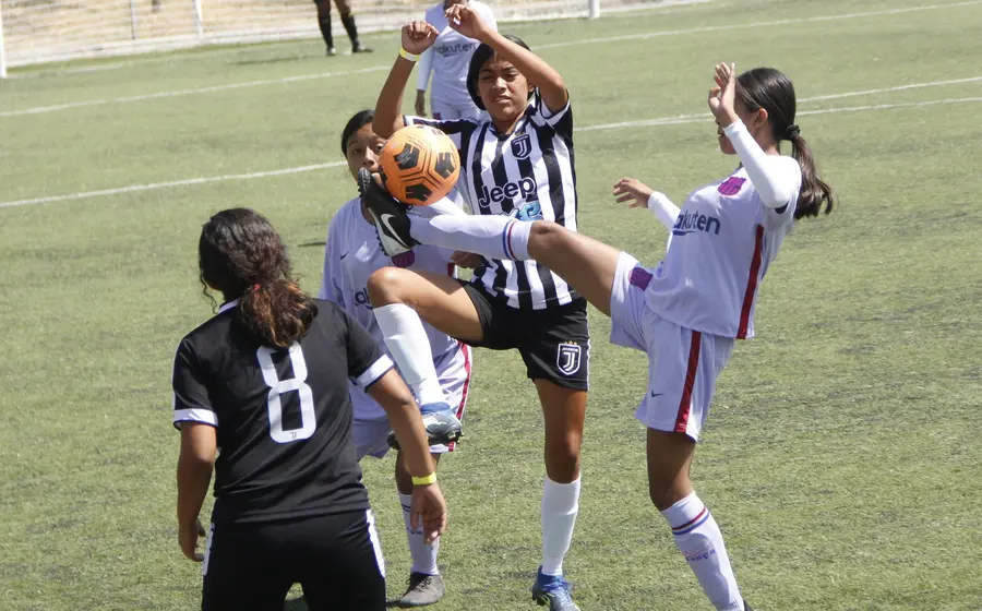 juego-de-futbol- femenil 