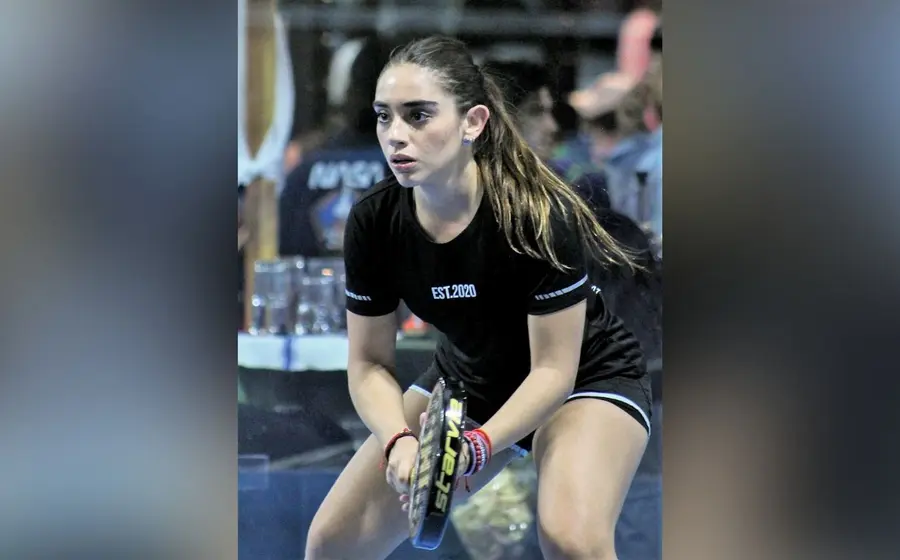 jugadora_de_padel