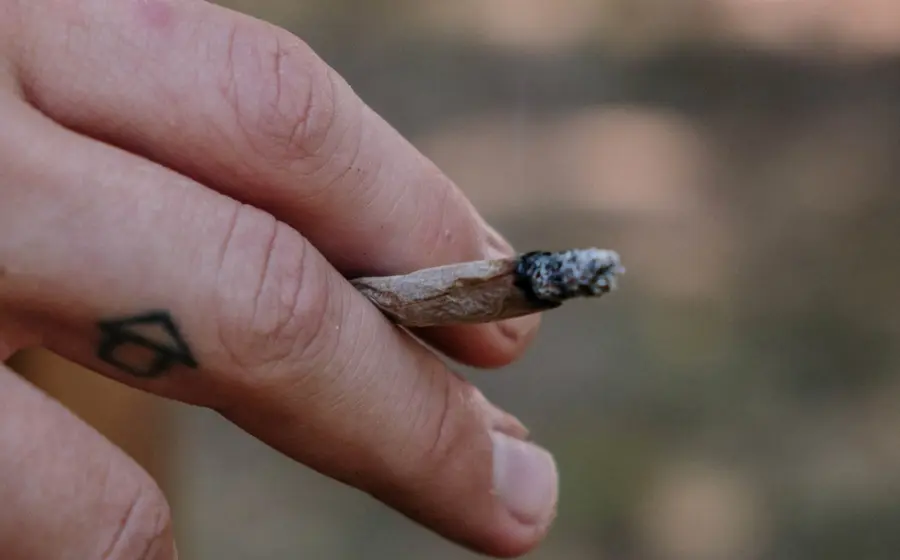 porro-de-marihuana