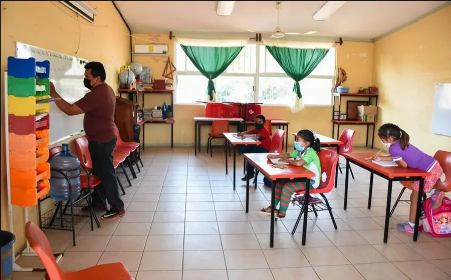 profesor_en_aula