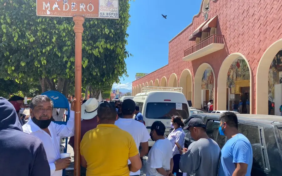 taxistas_protestando