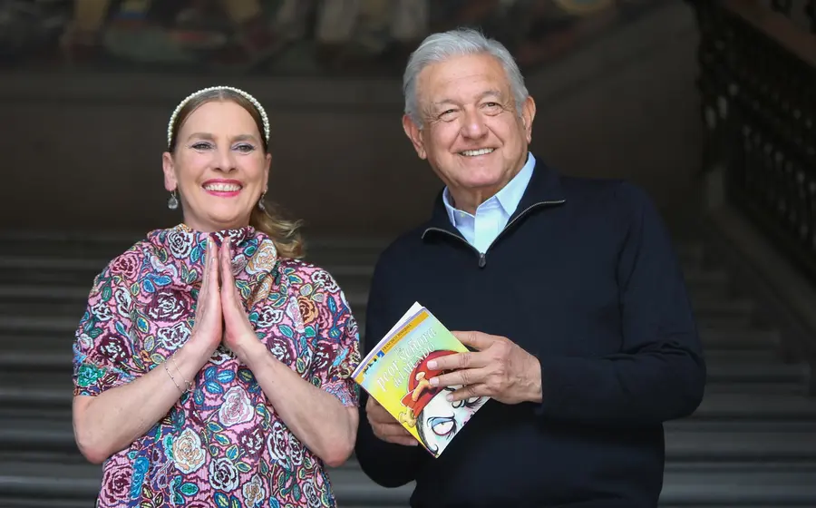 AMLO y Beatriz Gutiérrez