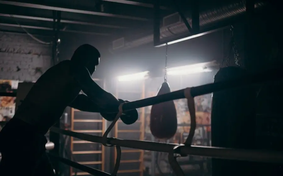 canelo-boxeando
