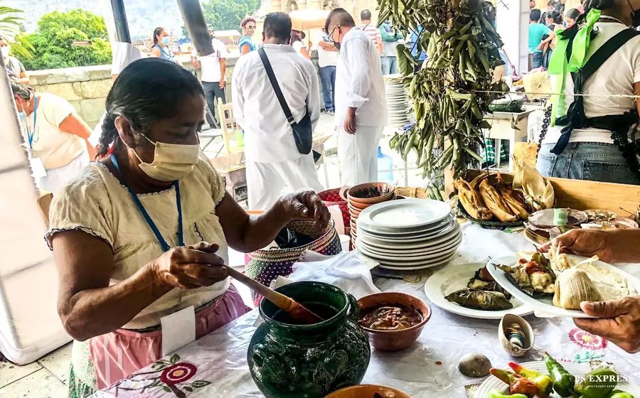 cocinera-tradicional 