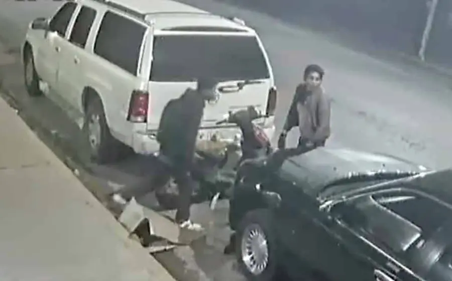 sujetos-roban-moto