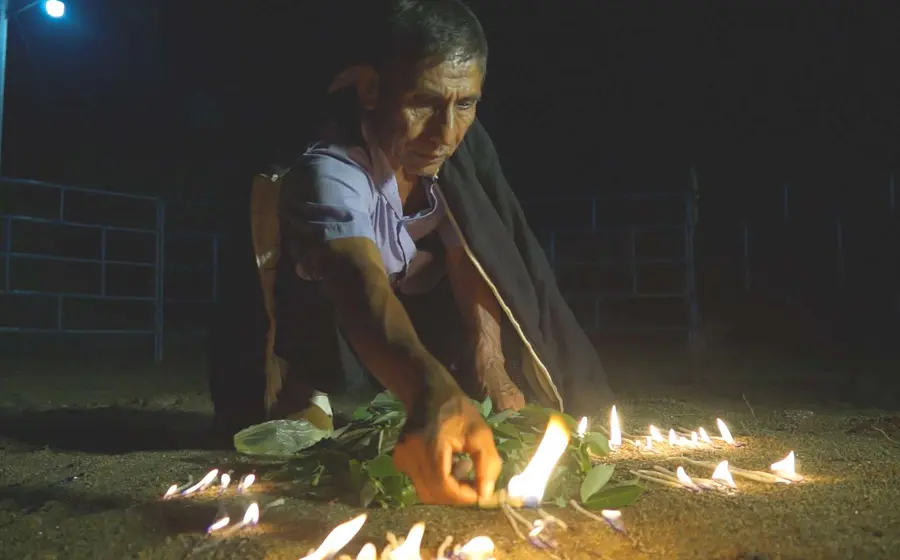hombre-con-ofrenda 