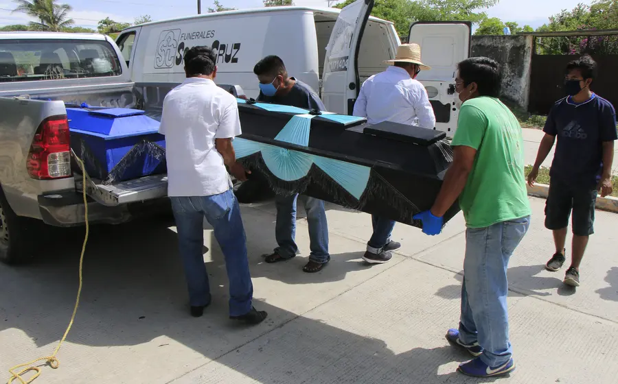 feretro_en_caroza_funebre