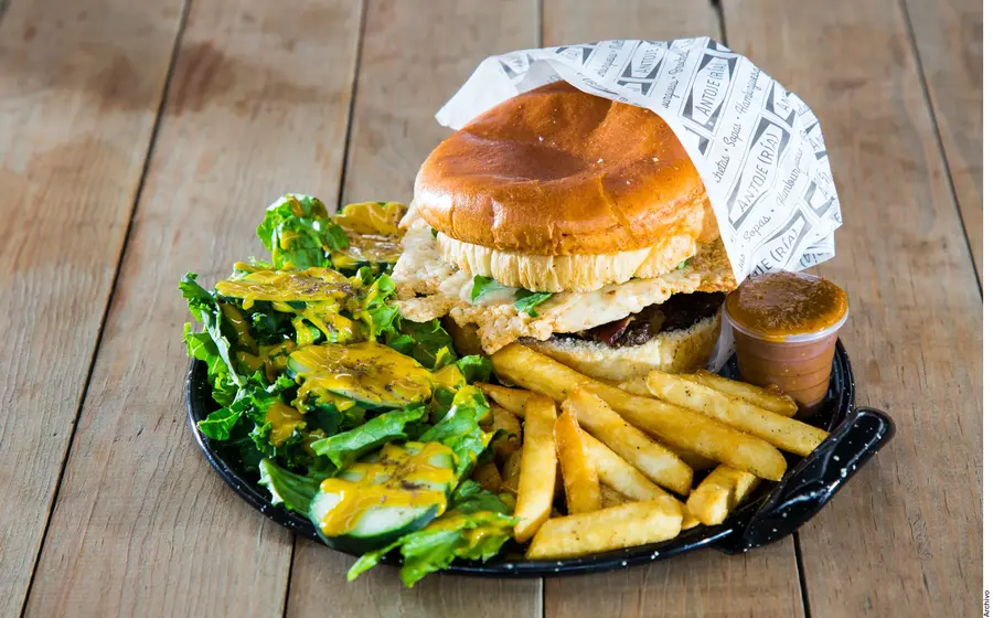 Hamburguesa_con_papas