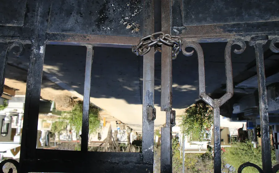 puertas_cerradas