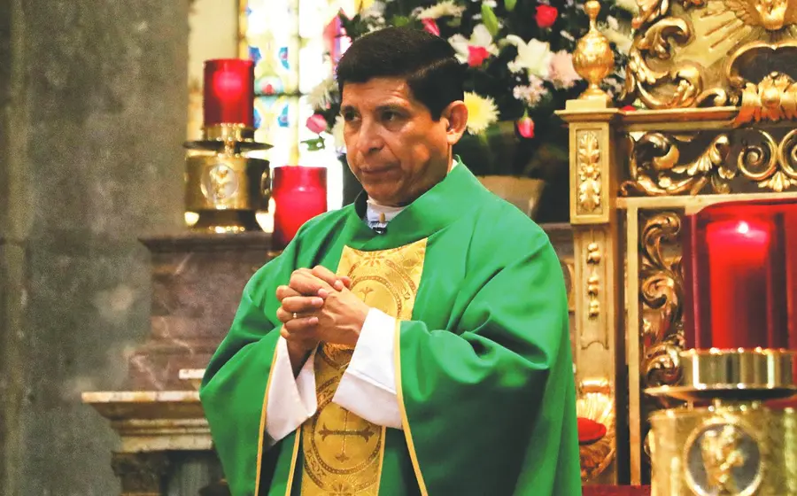 parroco-Alejandro-Rodríguez