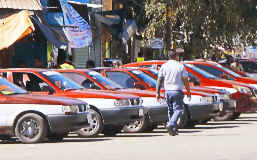 fila-de-taxis 