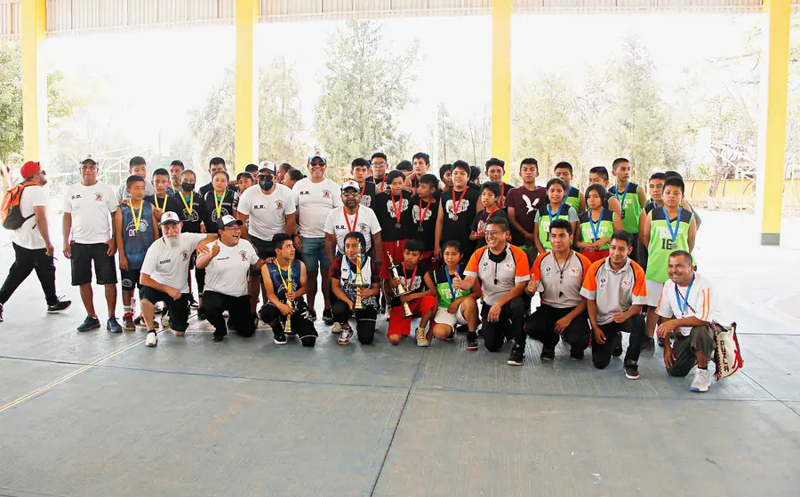 niños-equipo-deporte