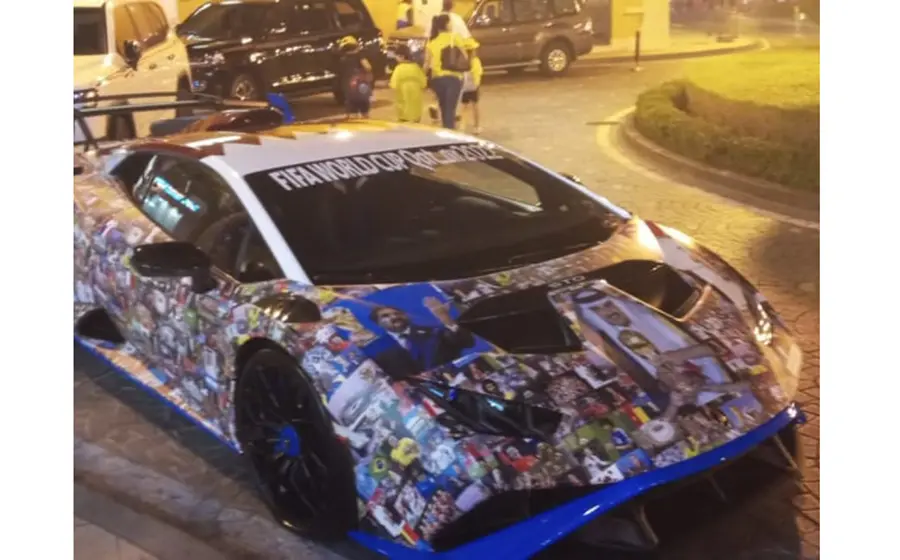 Se trata de un Lamborghini Huracán STO, descrito por la propia firma italiana como un coche de carreras, pero legal para circular en la calle, al tomar la base del GT3.