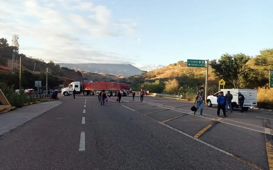 Bonifacio H.M., de 52 años de edad, perdió la vida sobre la carretera federal 175.