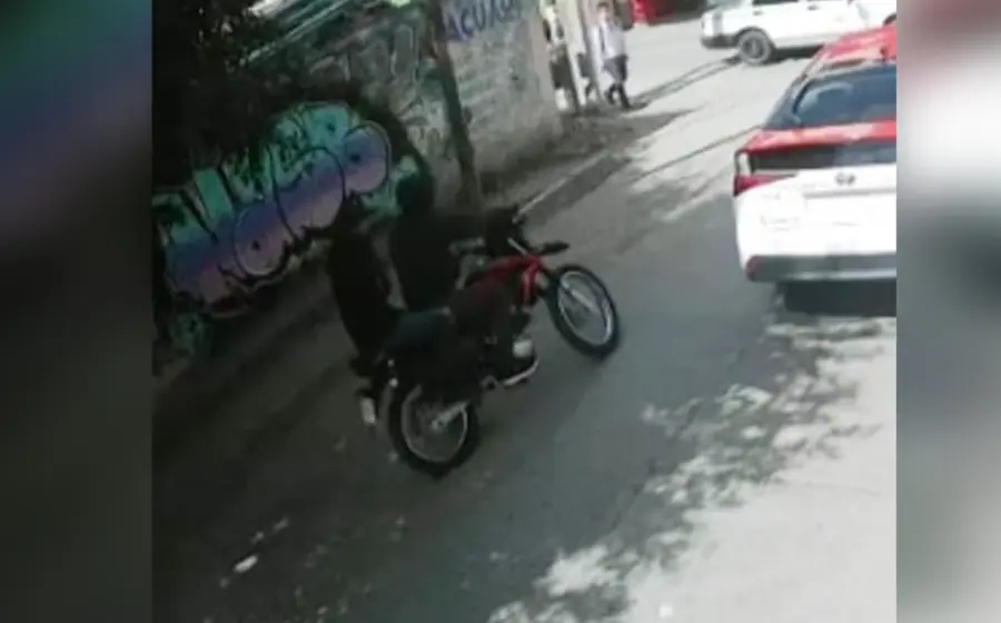 asaltantes_moto