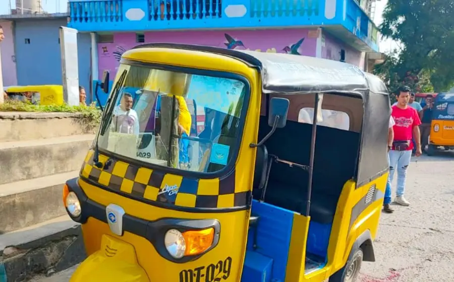 atacan_a_pareja_en_mototaxi