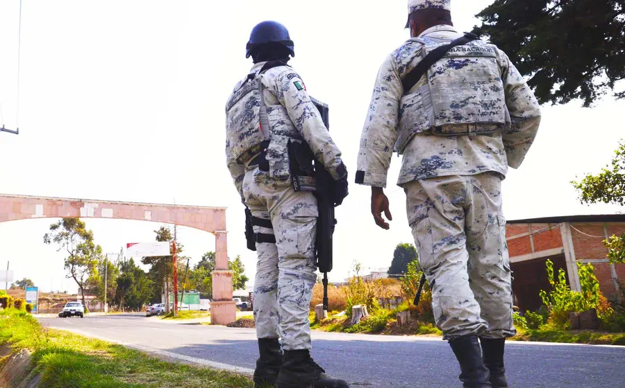 militares 