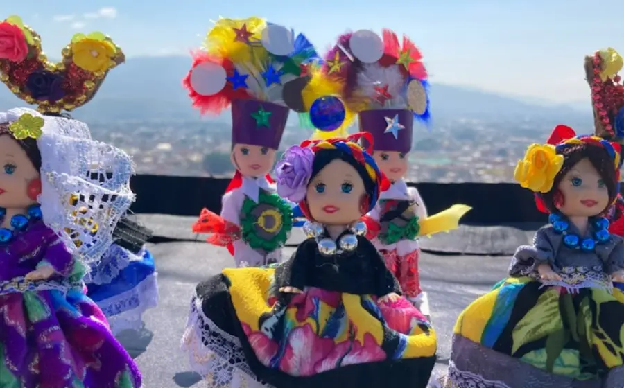 muñecas