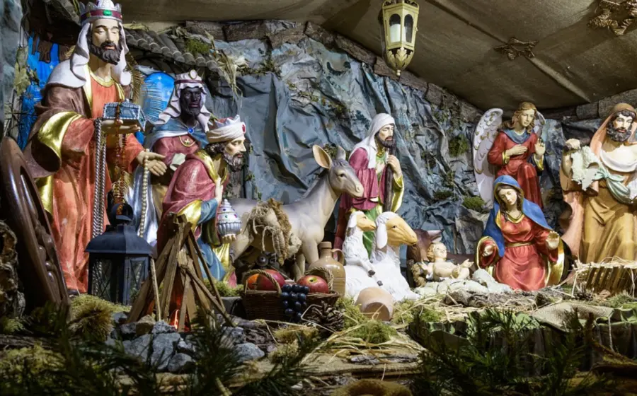 Instalación de nacimientos religiosos.
