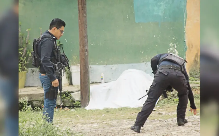 policias