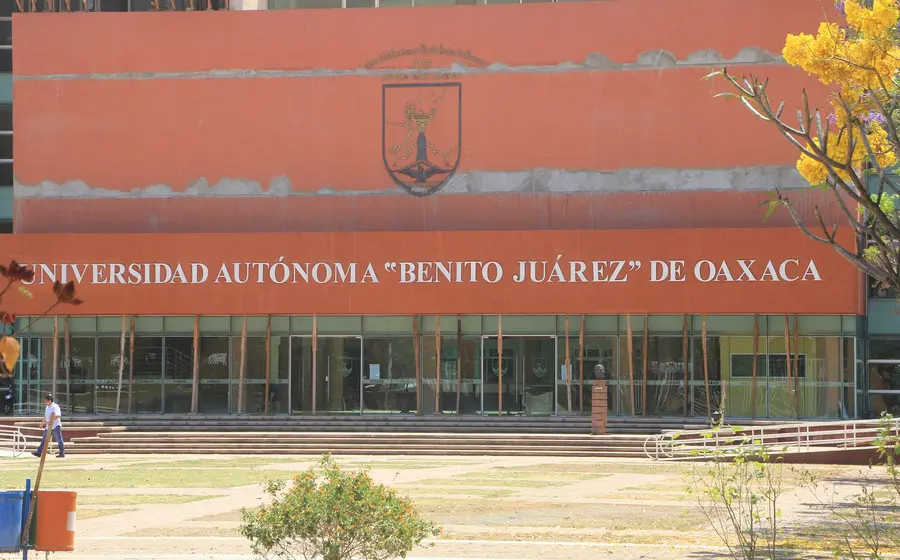 uabjo_fachada