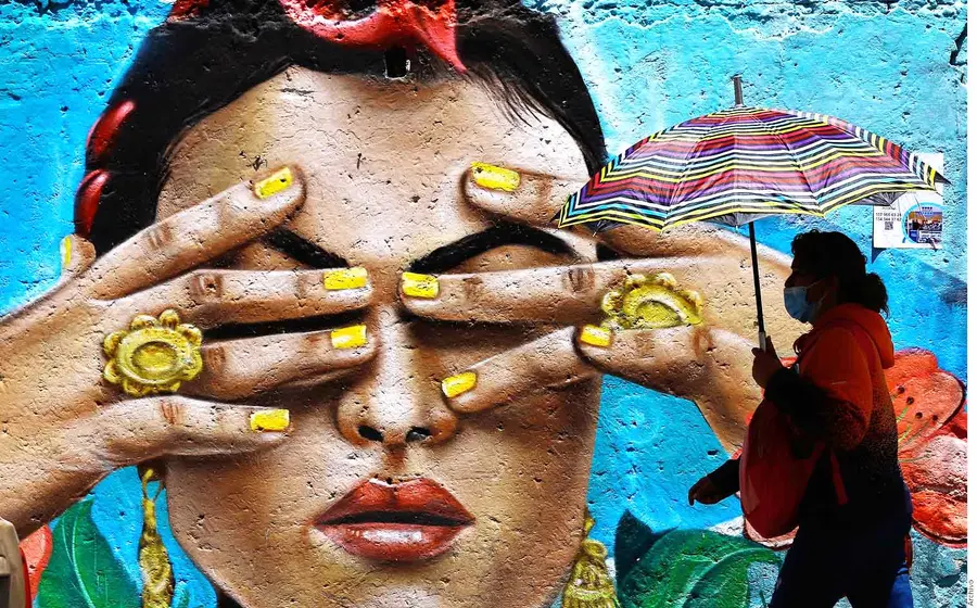 mujer-caminando 