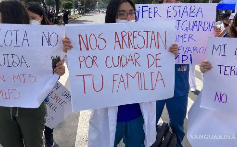 Médicos señalan que no son ladrones.