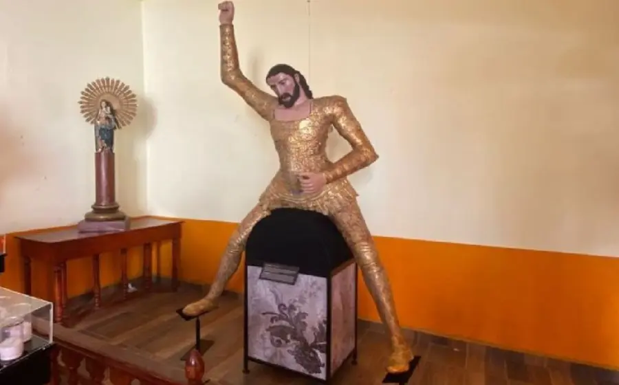 La imagen religiosa del apóstol Santiago fue entregada por el INAH luego de un riguroso proceso de restauración.