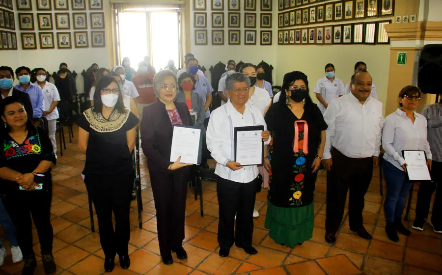 firma_dE_convenio_multiversidad