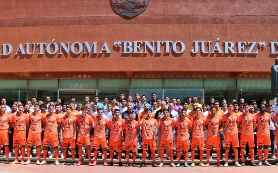 alebrijes-posando-uabjo