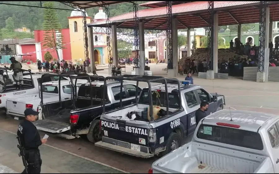 policias