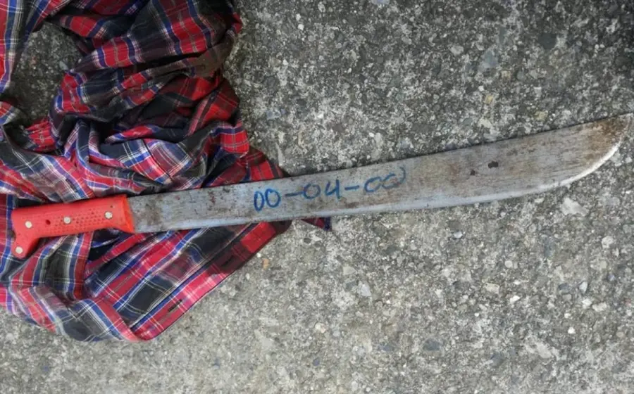 machete