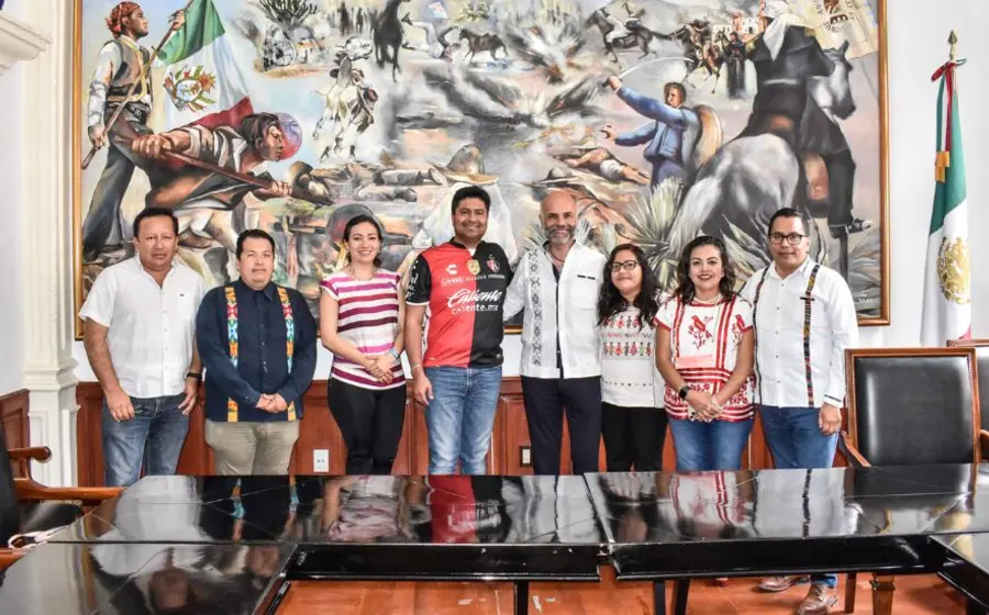 personas_reunidas