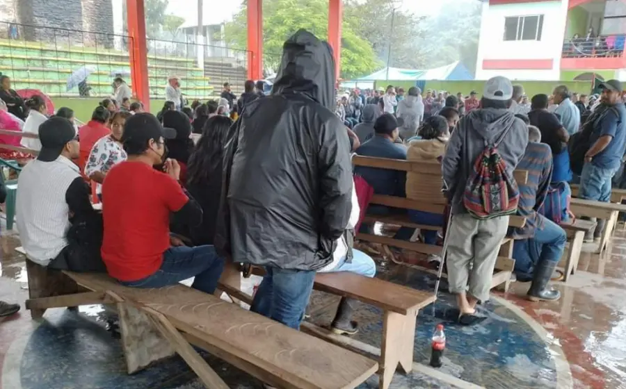 personas-en-patio