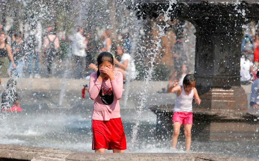niños-fuente-de-agua