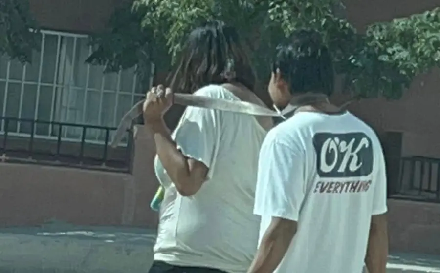 pareja_paseando_cd_juarez