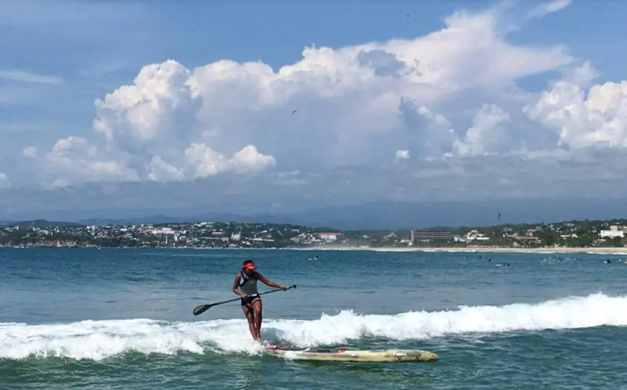 mujer-surfista