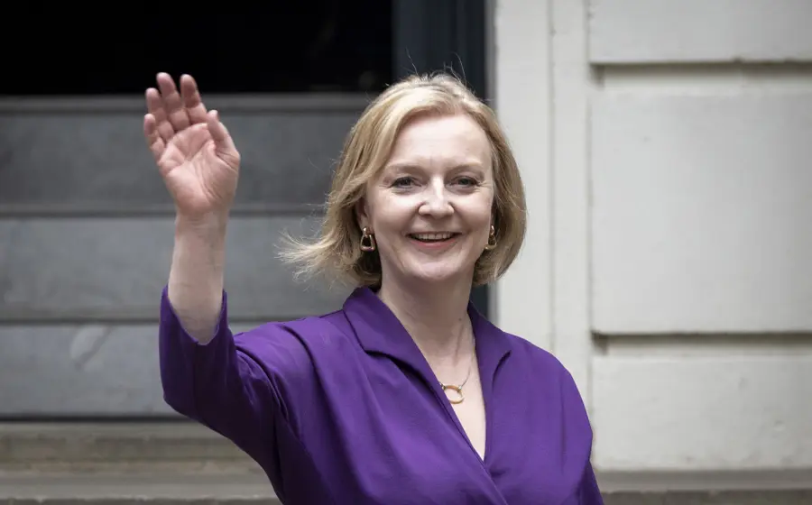 Asume como primera ministra